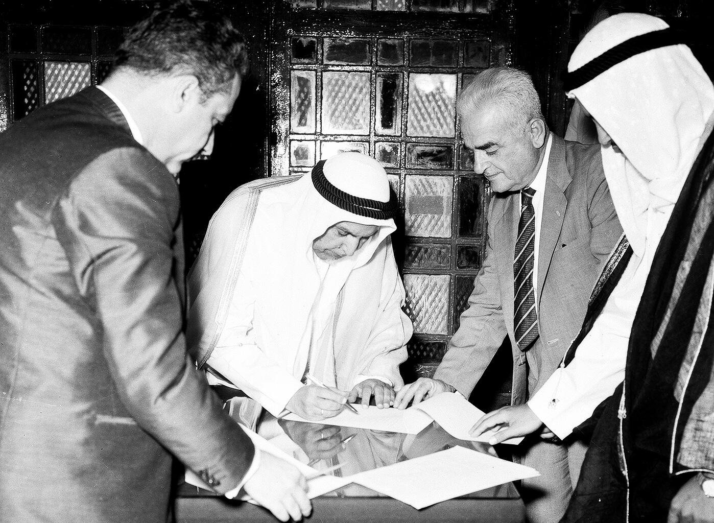 الكويت تحيي غدا ذكرى الاستقلال الكويت تحيي غدا ذكرى الاستقلال