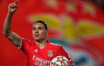 كلوب يشيد بلاعبه نونيز رغم قلة الأهداف