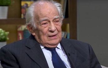 رشوان توفيق يُهدى جائزة الدولة التقديرية للرئيس السيسي