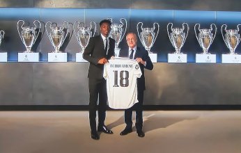 تشواميني يوقع رسميا على عقود انتقاله إلي ريال مدريد
