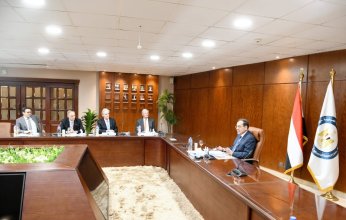 كس الأمريكية تعلن تكثيف نشاطها وزيادة الإنتاج من منطقة الصحراء الغربية