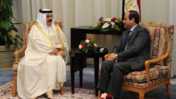 الرئيس السيسي يستقبل العاهل البحريني بمدينة شرم الشيخ الرئيس السيسي يستقبل العاهل البحريني بمدينة شرم الشيخ