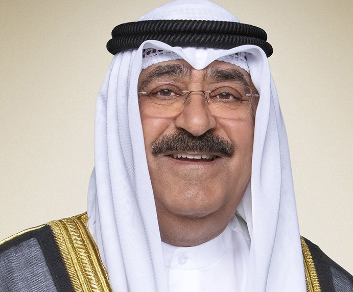 الديوان الأميري الكويتي: ولي العهد يتمتع بصحة وعافية بعد أن ألمت به وعكة صحية الديوان الأميري الكويتي: ولي العهد يتمتع بصحة وعافية بعد أن ألمت به وعكة صحية