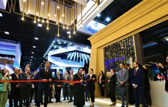 وزيرة التجارة والصناعة تفتتح الجناح المصرى بمنتدى سانت بطرسبرج الدولى