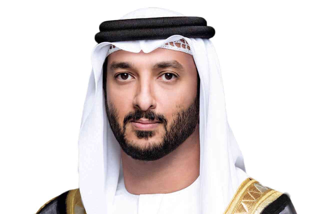 وزير الاقتصاد الإماراتي يبحث في جنيف عقد شراكات جديدة مع دول عربية وآسيوية وأفريقية وزير الاقتصاد الإماراتي يبحث في جنيف عقد شراكات جديدة مع دول عربية وآسيوية وأفريقية