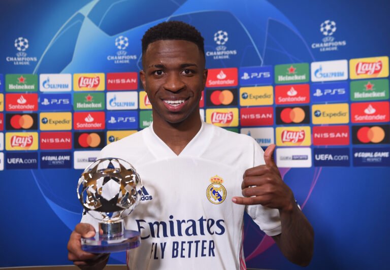 مليار يورو شرط جزائي في عقد فينيسيوس مع ريال مدريد مليار يورو شرط جزائي في عقد فينيسيوس مع ريال مدريد
