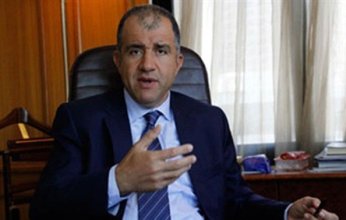 المستثمرون في مصر يطالبون بربط السياسات النقدية والمالية وتوفير العملة الصعبة للإستيراد