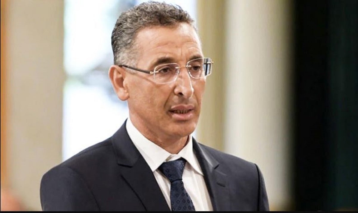 وفاة زوجة وزير الداخلية التونسي متأثرة بإصابتها في حادث انفجار وفاة زوجة وزير الداخلية التونسي متأثرة بإصابتها في حادث انفجار