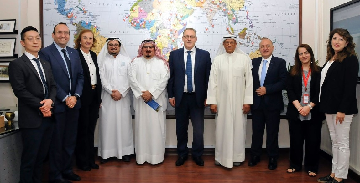 مسؤول أممي يشيد بحرص الكويت على إعانة المحتاجين حول العالم مسؤول أممي يشيد بحرص الكويت على إعانة المحتاجين حول العالم