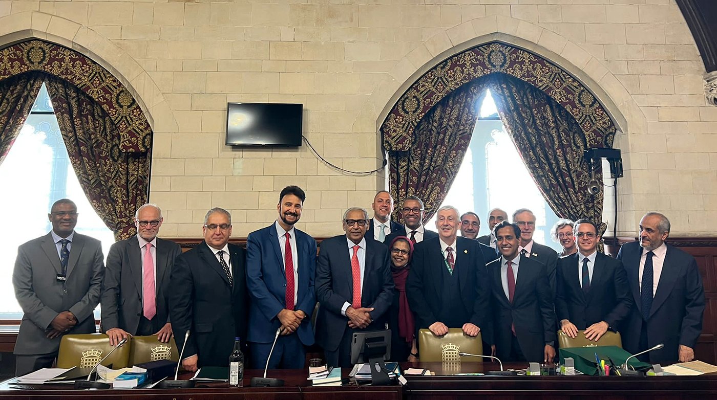 " العموم البريطاني" يكرم السفير الكويتي بعد انتهاء مهمته في لندن " العموم البريطاني" يكرم السفير الكويتي بعد انتهاء مهمته في لندن