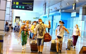 إلغاء جميع قيود كورونا المقررة على الدخول إلى مصر من الخارج