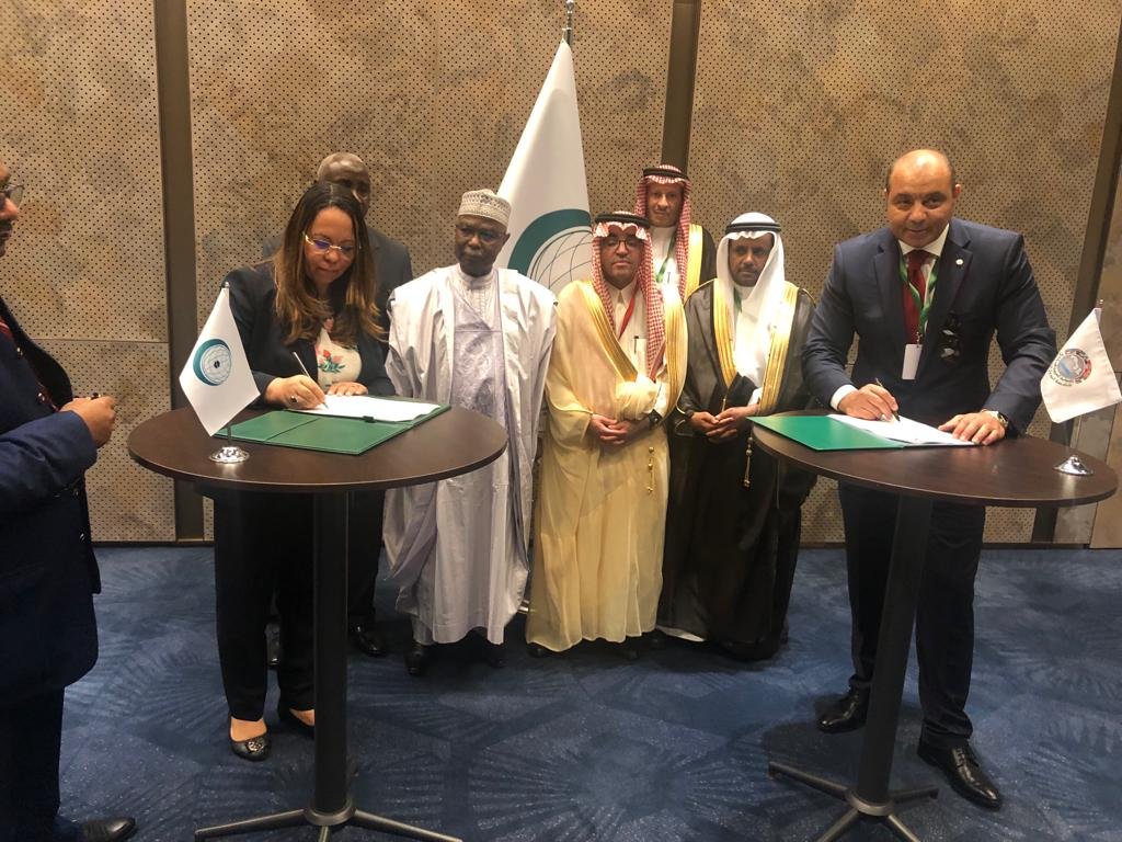 المنظمة العربية للسياحة توقع بروتوكول تعاون مع المركز الاسلامي لتنمية التجارة المنظمة العربية للسياحة توقع بروتوكول تعاون مع المركز الاسلامي لتنمية التجارة