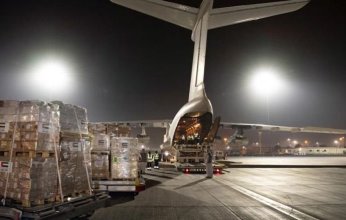 الإمارات ترسل طائرة إمدادات غذائية وطبية للاجئين الأوكرانيين في بولندا