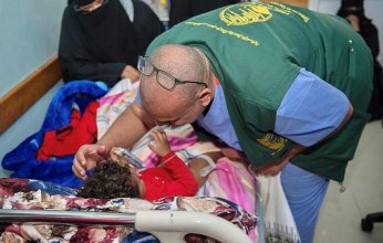 الملك سلمان للإغاثة يختتم حملة طبية لجراحة المسالك البولية وجراحة الأطفال