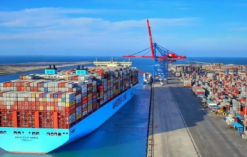 الحكومة المصرية: قناة السويس لم تتأثر سلباً بالأزمات الدولية العاصفة