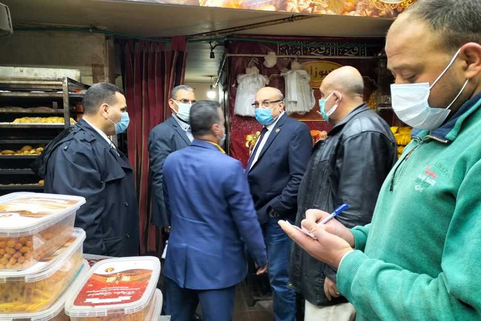 حملات تفتيشية على المنشات الغذائية بمصر خلال ايام العيد حملات تفتيشية على المنشات الغذائية بمصر خلال ايام العيد