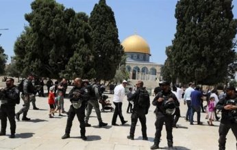 مستوطنين اسرائيليين يقتحمون باحات المسجد الأقصى المبارك