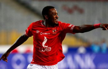 لاعب الأهلي السابق يعود للدوري المصري مرة أخري