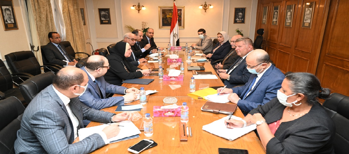 الحكومة المصرية تؤكد حرصها على استقرار منظومة تداول الاقطان للموسم الجديد الحكومة المصرية تؤكد حرصها على استقرار منظومة تداول الاقطان للموسم الجديد