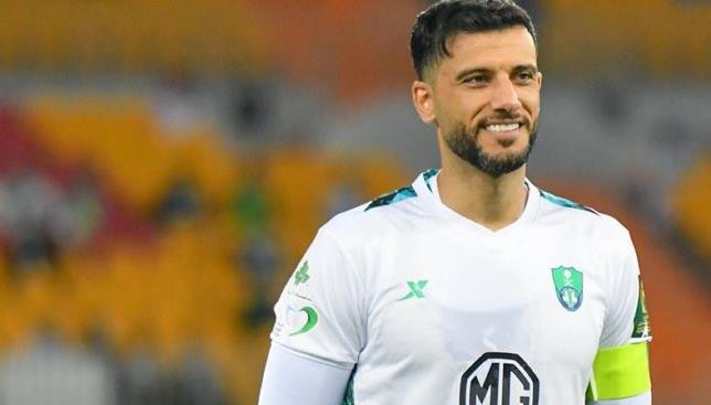 عمر السومة مهاجم أهلى جدة السعودى يرحل إلى العربي القطري عمر السومة مهاجم أهلى جدة السعودى يرحل إلى العربي القطري