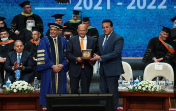 وزير التعليم العالي يكرم بنك قناة السويس لجهوده في دعم الابتكار والبحث العلمي