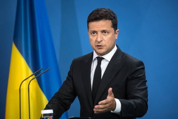 الرئيس الأوكراني: لا وقف لإطلاق النار مع روسيا قبل استعادة الأرض المحتلة الرئيس الأوكراني: لا وقف لإطلاق النار مع روسيا قبل استعادة الأرض المحتلة