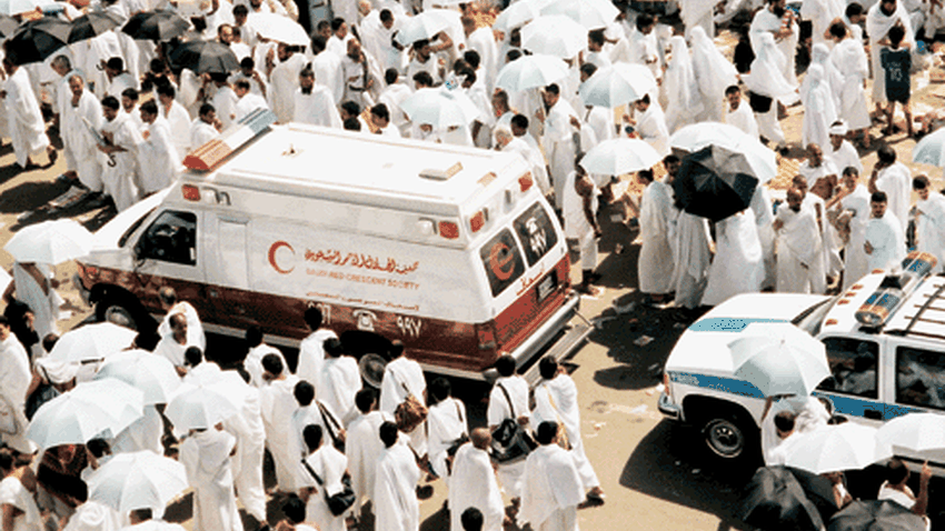 عيادات طبية متنقلة ترافق الحجاج على امتداد الطريق بين مكة والمدينة عيادات طبية متنقلة ترافق الحجاج على امتداد الطريق بين مكة والمدينة