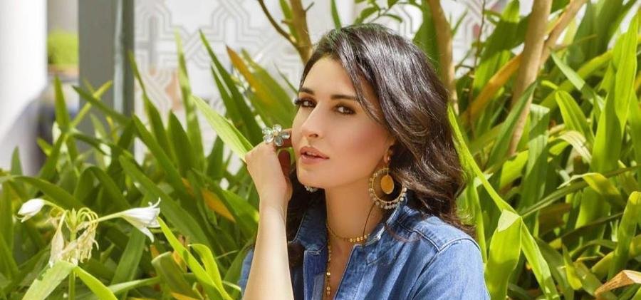 وفاة والد الفنانة التونسية فاطمة الناصر والاخيرة تنعيه وفاة والد الفنانة التونسية فاطمة الناصر والاخيرة تنعيه