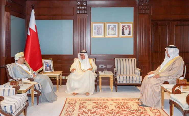 مباحثات بحرينية - عمانية لسبل تعزيز التعاون بين البلدين مباحثات بحرينية - عمانية لسبل تعزيز التعاون بين البلدين