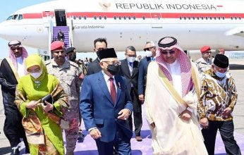 وصول نائب الرئيس الإندونيسي إلى المدينة المنورة