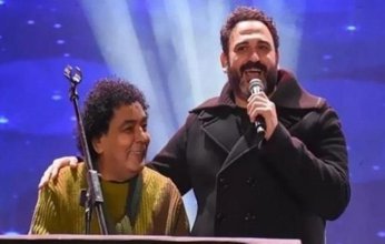 بعد حذف الأغنية.. أكرم حسني يرفض شروط محمود المنسي لعودة"للي" ليوتيوب