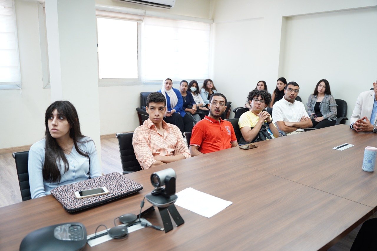 التخطيط تنظم ورشة عمل بعنوان "دور الحكومة المصرية في تطوير الخدمات الحكومية والبنية المعلوماتية" التخطيط تنظم ورشة عمل بعنوان "دور الحكومة المصرية في تطوير الخدمات الحكومية والبنية المعلوماتية"