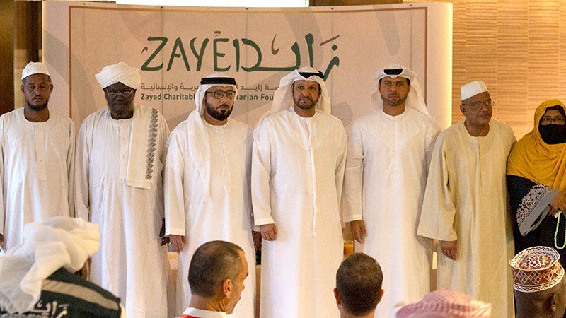 بعثة زايد الإنسانية للحج تستقبل حجاج الخارج بمكة المكرمة بعثة زايد الإنسانية للحج تستقبل حجاج الخارج بمكة المكرمة