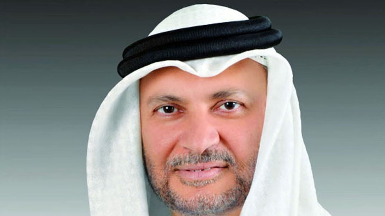 قرقاش: مشاركة ناجحة لرئيس الإمارات في قمة جدة للأمن والتنمية قرقاش: مشاركة ناجحة لرئيس الإمارات في قمة جدة للأمن والتنمية