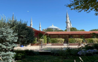 "خليجيون نيوز" في شارع السلطان أحمد الفاتح بإسطنبول حيث أضرحة السلاطين وحكايات الدولة العثمانية