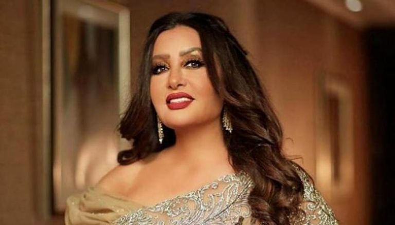 الفنانة التونسية لطيفة تقترب من انتهاء ألبومها الجديد الفنانة التونسية لطيفة تقترب من انتهاء ألبومها الجديد