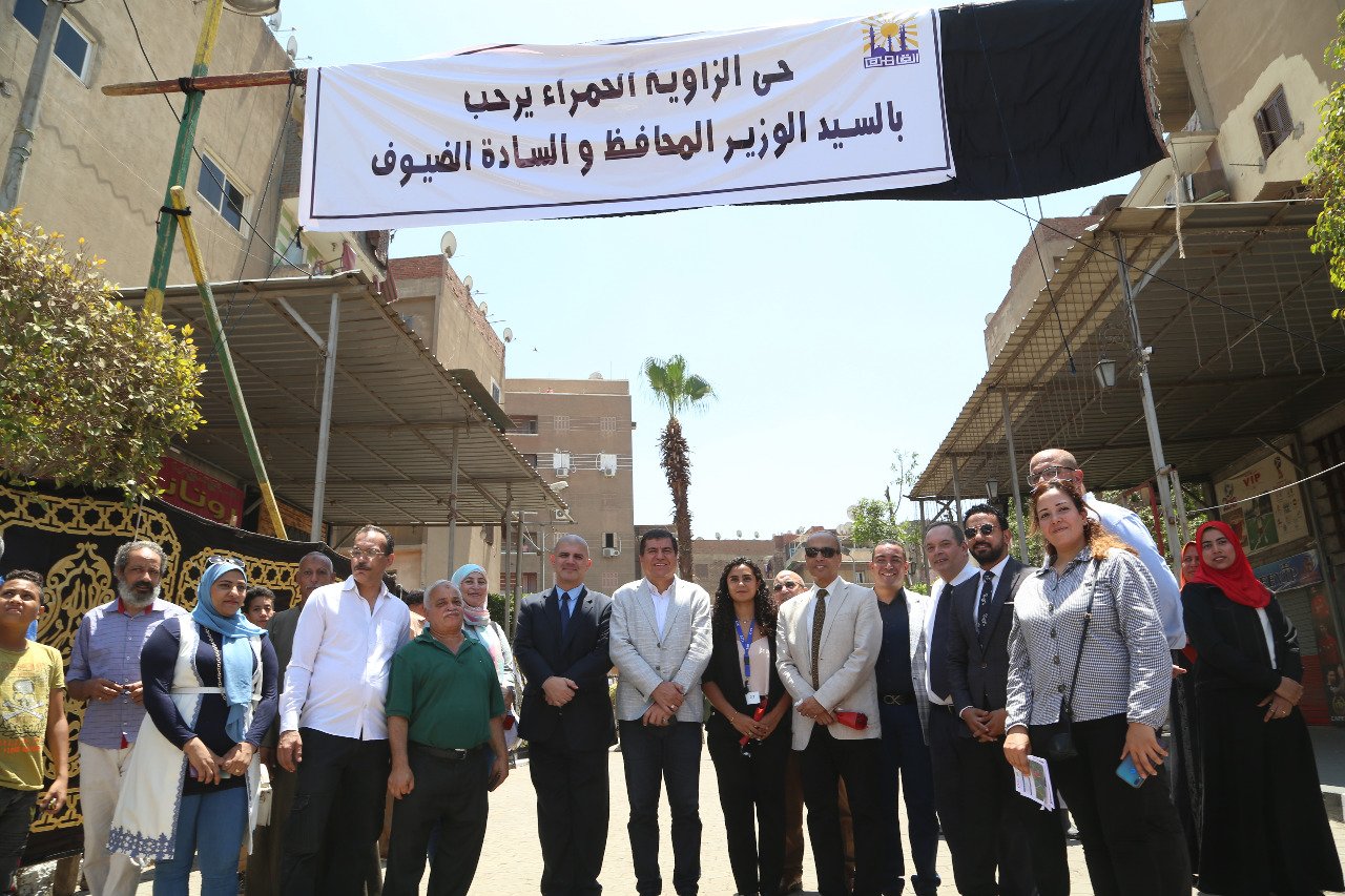 محافظ القاهرة يفتتح مشروعات جهاز تنمية المشروعات لتطوير البنية الأساسية بالزاوية الحمراء محافظ القاهرة يفتتح مشروعات جهاز تنمية المشروعات لتطوير البنية الأساسية بالزاوية الحمراء
