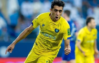 رسميًا.. الأهلي السعودي يعلن تعاقدة مع «الزبيدي»