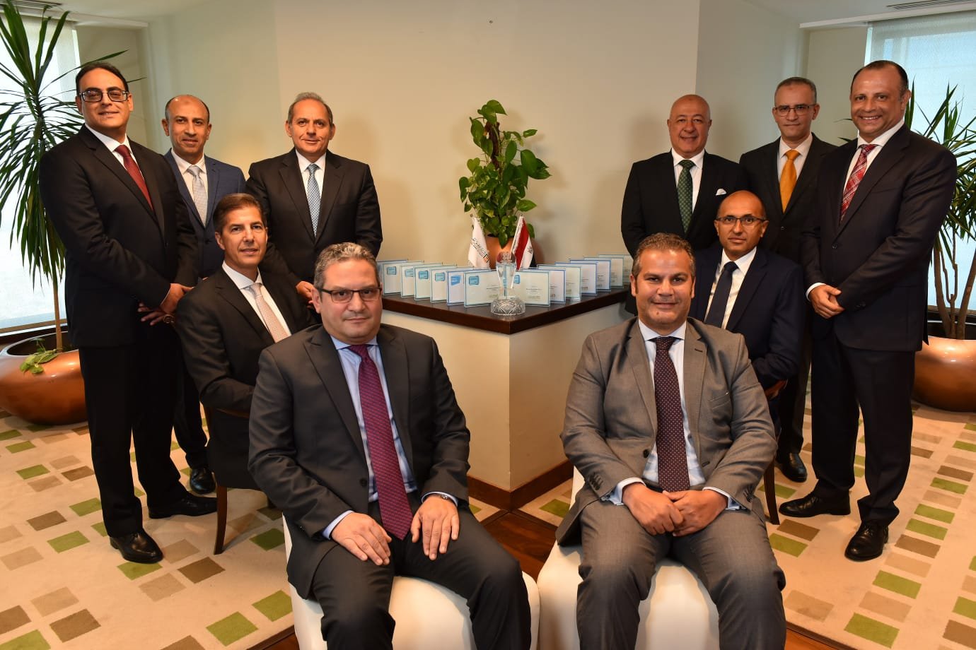 البنك الأهلي المصري يقتنص 14 جائزة دولية من ثلاث مؤسسات دولية البنك الأهلي المصري يقتنص 14 جائزة دولية من ثلاث مؤسسات دولية