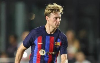 بعد عرض مانشيستر يونايتد.. برشلونة ينتظر عرضًا من تشيلسي لبيع دي يونج