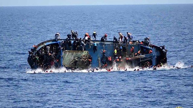 غرق 17 شخصاً في انقلاب زورق يقل مهاجرين قبالة سواحل جزر الباهاما غرق 17 شخصاً في انقلاب زورق يقل مهاجرين قبالة سواحل جزر الباهاما