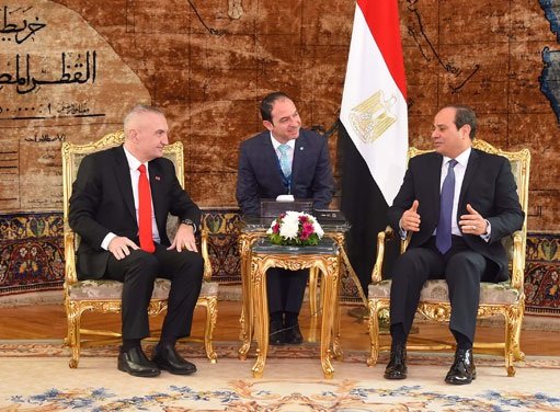 السيسي يدعو رئيس الوزراء الألباني لحضور مؤتمر المناخ بشرم الشيخ السيسي يدعو رئيس الوزراء الألباني لحضور مؤتمر المناخ بشرم الشيخ