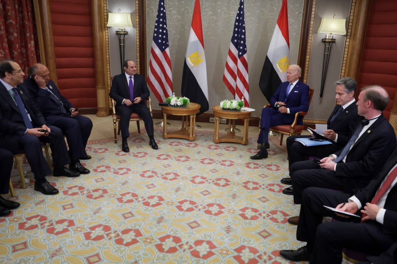 بايدن يؤكد للسيسي تطلع الإدارة الأمريكية إلى التنسيق والتشاور الاستراتيجي بين البلدين بايدن يؤكد للسيسي تطلع الإدارة الأمريكية إلى التنسيق والتشاور الاستراتيجي بين البلدين
