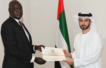 الإمارات تتسلم نسخة من أوراق اعتماد سفير جمهورية جنوب السودان