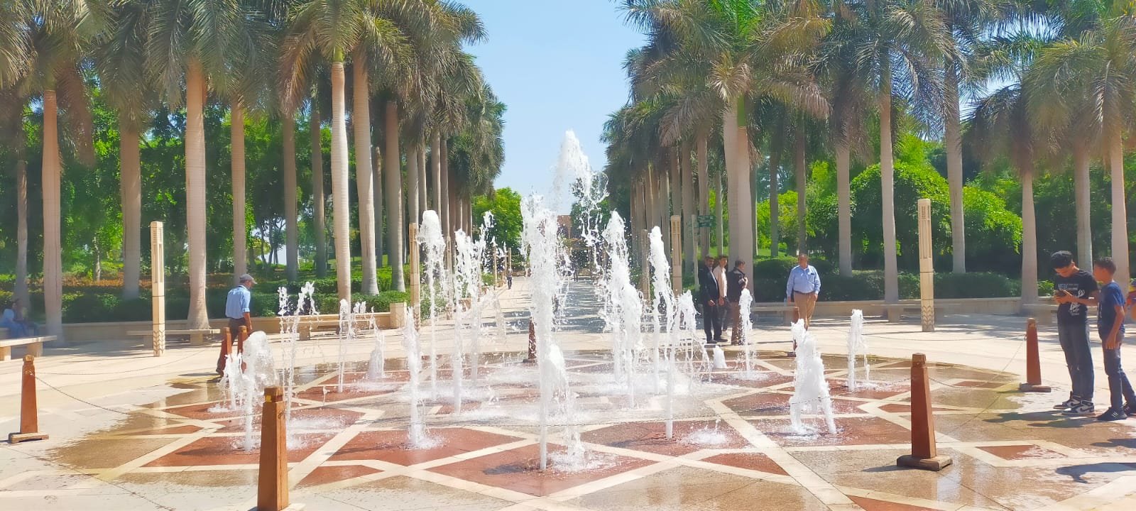 حديقة الأزهر وجهة الشباب للاحتفال بالعيد حديقة الأزهر وجهة الشباب للاحتفال بالعيد