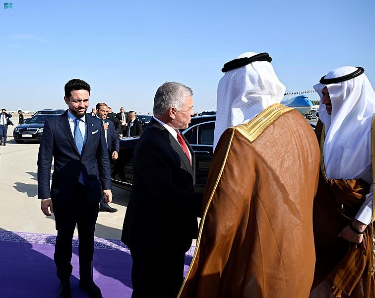 ملكُ الأردن يغادر السعودية بعد المشاركة في "قمة جدة للأمن والتنمية" ملكُ الأردن يغادر السعودية بعد المشاركة في "قمة جدة للأمن والتنمية"