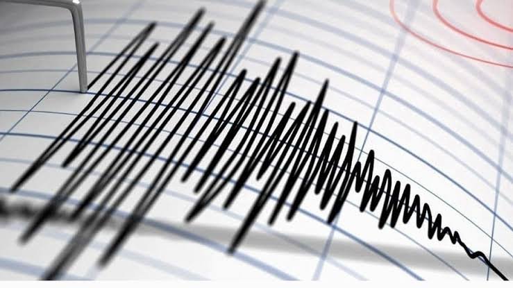 زلزال بقوة 5.6 درجات يضرب جزيرة سومطرة الإندونيسية زلزال بقوة 5.6 درجات يضرب جزيرة سومطرة الإندونيسية