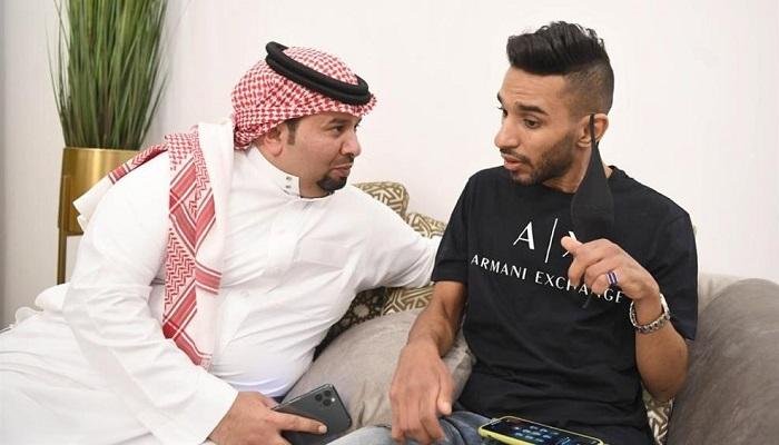 بعد دخوله المستشفي.. الإعلامي السعودي علي العنزي يكشف الحالة الصحية للاعب خالد الزيلعي بعد دخوله المستشفي.. الإعلامي السعودي علي العنزي يكشف الحالة الصحية للاعب خالد الزيلعي