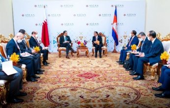 وزير الخارجية القطري يجتمع مع نظيره الكمبودي