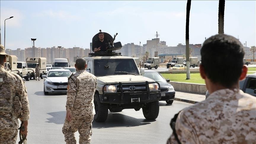 مقتل 12 شخصًا وإصابة 87 أخرين في اشتباكات طرابلس مقتل 12 شخصًا وإصابة 87 أخرين في اشتباكات طرابلس